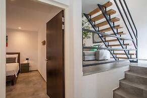 Casa Maria Curacao. Luxury 6 Bedroom Villa Next to Supermarket & Jan T