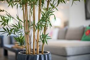 Casa Maria Curacao. Luxury 6 Bedroom Villa Next to Supermarket & Jan T