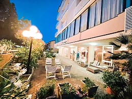 Hotel Sara - 2 Guests Room - n 13