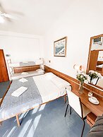 Hotel Sara - 2 Guests Room - n 13