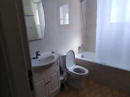 Lovely 7 Bedroom Villa !!