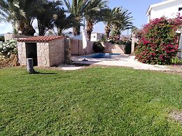 Lovely 7 Bedroom Villa !!