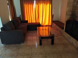 Lovely 7 Bedroom Villa !!