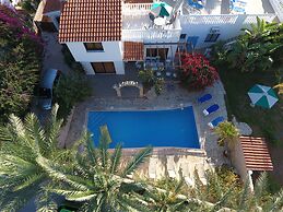 Lovely 7 Bedroom Villa !!