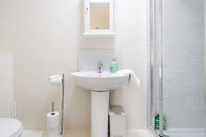 Bedford Hospitalsouth Wing4 Guests3 Bedswifi