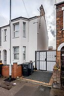 Bedford Hospitalsouth Wing4 Guests3 Bedswifi