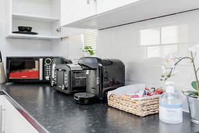 Bedford Hospitalsouth Wing4 Guests3 Bedswifi