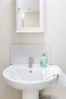 Bedford Hospitalsouth Wing4 Guests3 Bedswifi