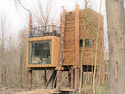 Treeloft Adventure in Nature for 4 People 16