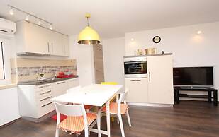 El Corsaro 2 One-bedroom Apartment With Sea View