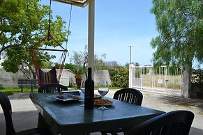 Villa for Holidays by the sea and in the Countryside and Near the Beac