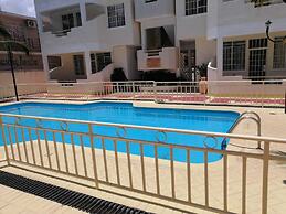 Room in Apartment - Roommate for Rent in Flic en Flac