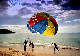 Luxury Four Bed Villa Jasmine, Infinity Pool, Full Staff , Chef and Br