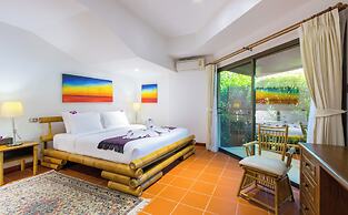 Luxury Four Bed Villa Jasmine, Infinity Pool, Full Staff , Chef and Br