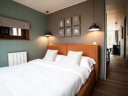 Adventure in Nature Tree Loft for 4 People 2