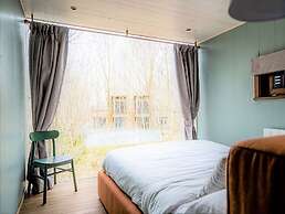 Adventure in Nature Tree Loft for 4 People 2