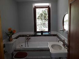 BB Villa Overlooking Sea, Mountain, Coast - Renovated Ancient Winery M