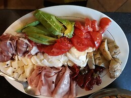 BB Villa Overlooking Sea, Mountain, Coast - Renovated Ancient Winery M