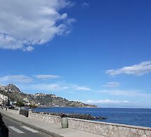 BB Villa Overlooking Sea, Mountain, Coast - Renovated Ancient Winery M