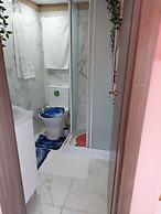 Free Mini Pool Jacuzzi Airport House - up to 8 People