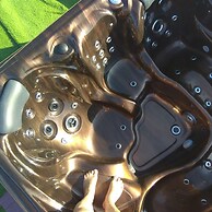 Free Mini Pool Jacuzzi Airport House - up to 8 People