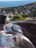 Free Mini Pool Jacuzzi Airport House - up to 8 People