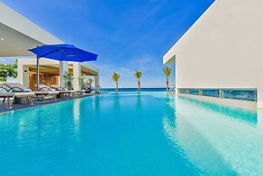 Stunning Beachfront 6br Villa W Largest Pool