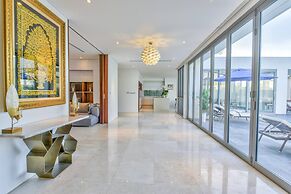 Stunning Beachfront 6br Villa W Largest Pool