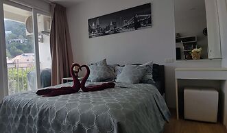 Kata Beach Ozone Superb Fully Equipped Studio Kitchen Washing Machine 