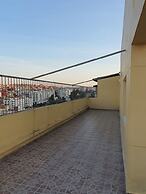 Familiar Luxury Apartment