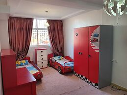 Familiar Luxury Apartment