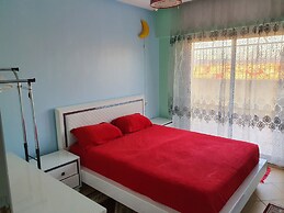 Familiar Luxury Apartment