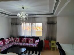 Familiar Luxury Apartment