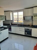 Familiar Luxury Apartment