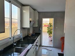 Familiar Luxury Apartment