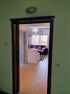 Familiar Luxury Apartment