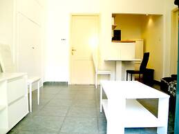 Step Away From The Beach 1-bedroom Apartment Lolov