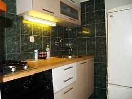 Step Away From The Beach 1-bedroom Apartment Lolov