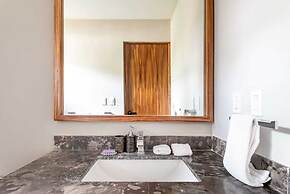 Amazing 2br Apartmentjungle Courtyardfast Wi-fi