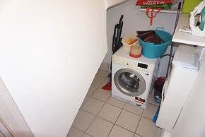 Cosy two - Storey Villa With a Garden and a Shared Swimming Pool