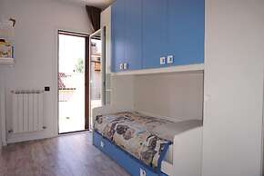 Cosy two - Storey Villa With a Garden and a Shared Swimming Pool