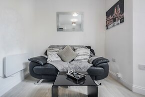 1 Bedroom Apartment With Wifi and Parking