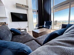 2 Bedrooms Penthouse in Iskele