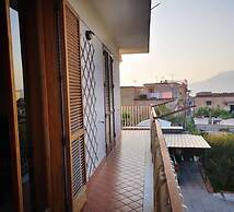Panoramic Apartment With Vesuvius View