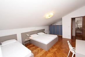 Ambienti Comfort Two-bedroom Apartment