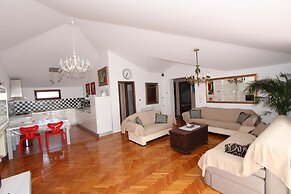 Ambienti Comfort Two-bedroom Apartment