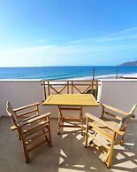 Beachfront Loft Apartment - Agios Gordios Corfu