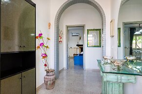 Air-conditioned Villa 300 Meters From Porto Cesareo Beach With Parking