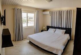 Wonderful 2-bedroom Apartment 2 km From Eagle Beach