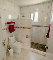 Wonderful 2-bedroom Apartment 2 km From Eagle Beach